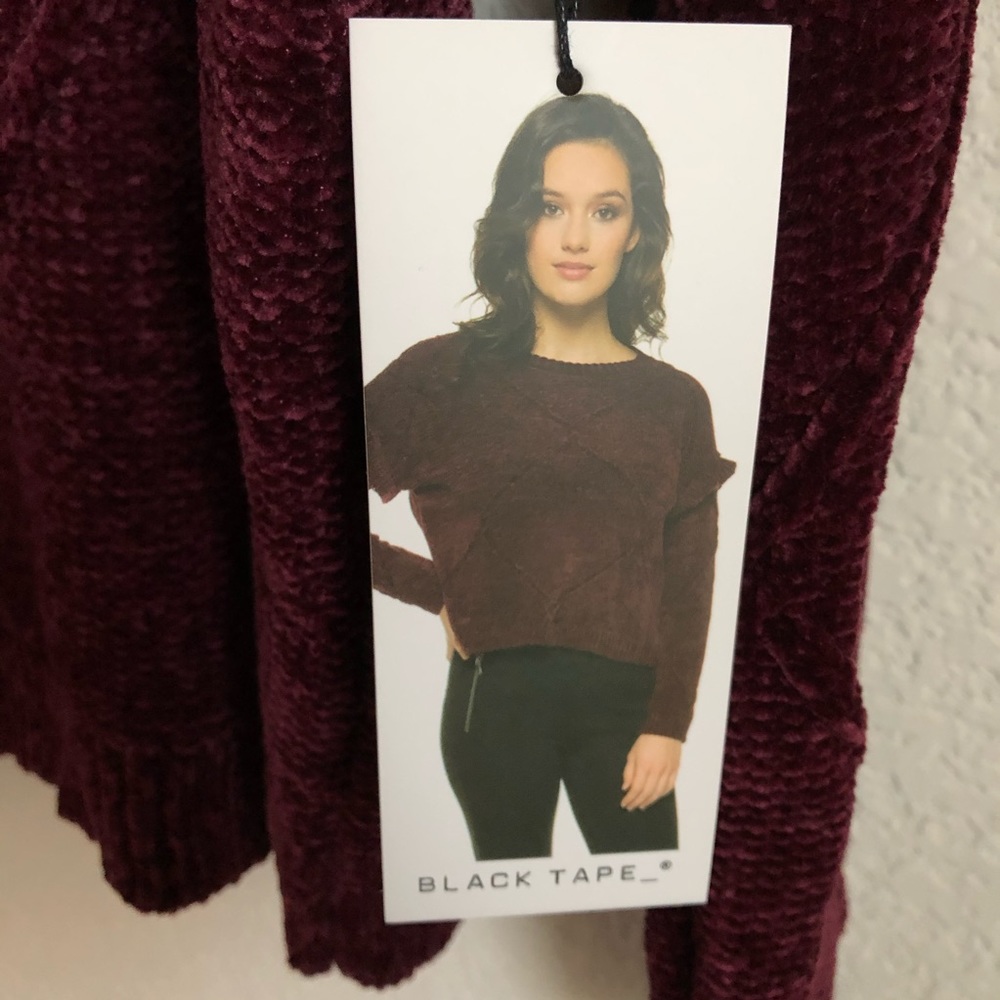 🎉HP🎉✨🌺Petite Sweater—Black Tape Brand - Picture 6 of 16